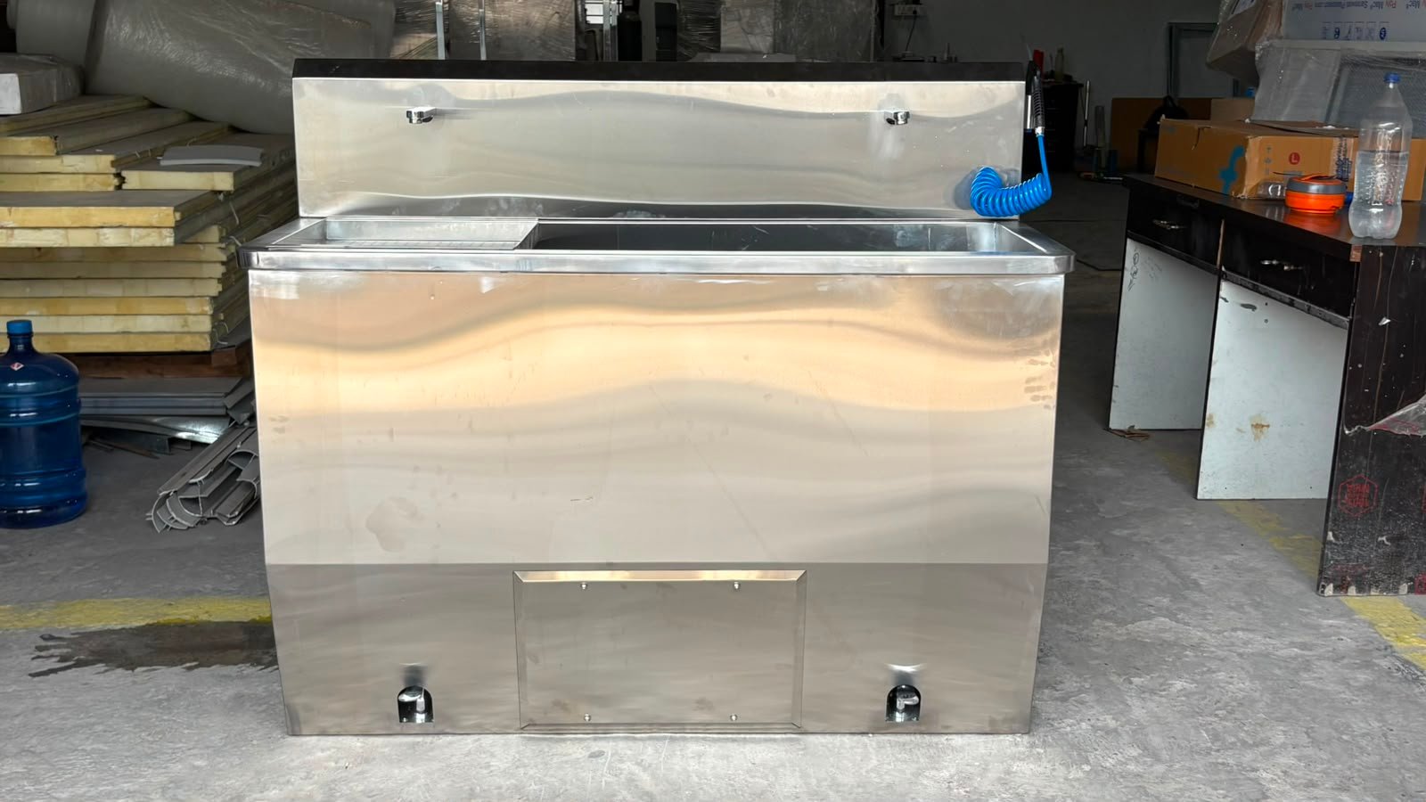 Surgical Scrub Sink